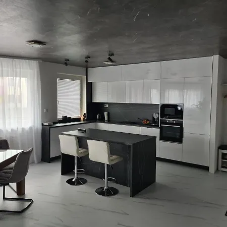Belezza - Priamo V Centre Apartment *
