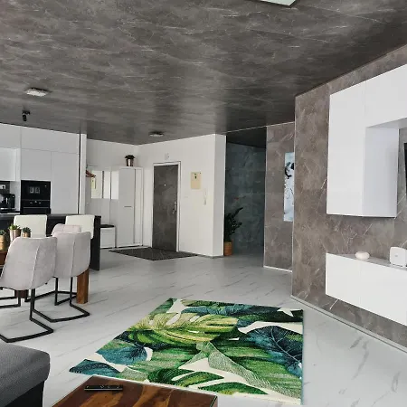 Belezza - Priamo V Centre Apartment Liptovsky Mikulas