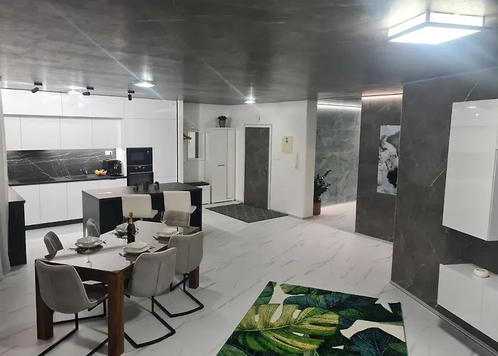 Belezza - Priamo V Centre